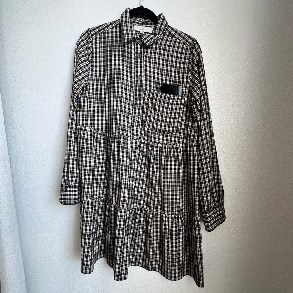 EUC LOFT Sz Small/Tall Black and White Plaid Shirt
